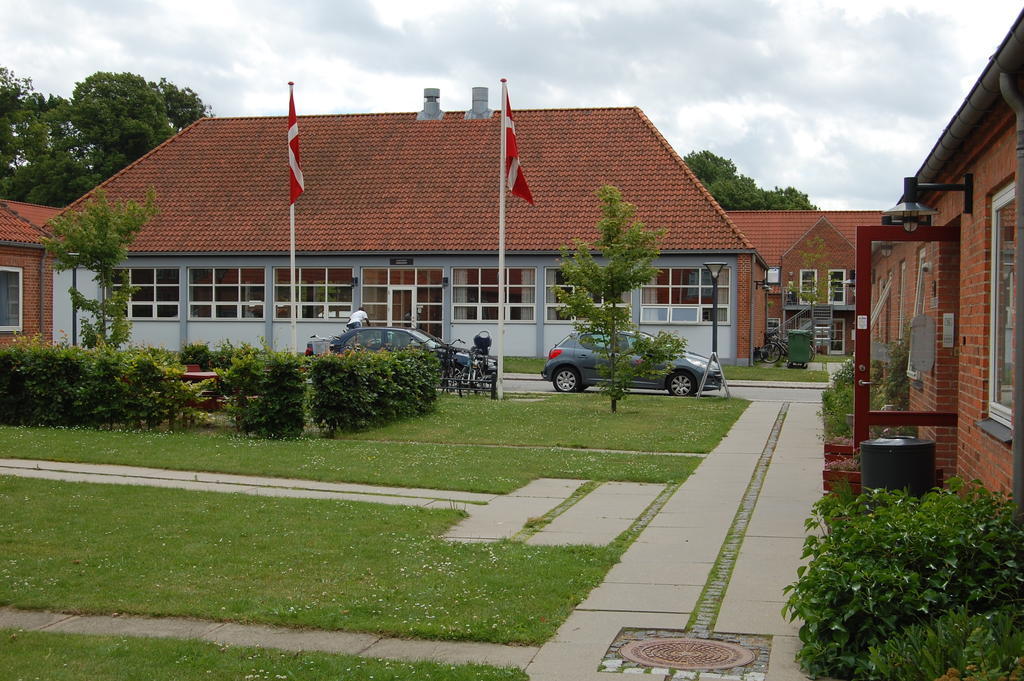 Belaegningen Hostel Brondby Buitenkant foto